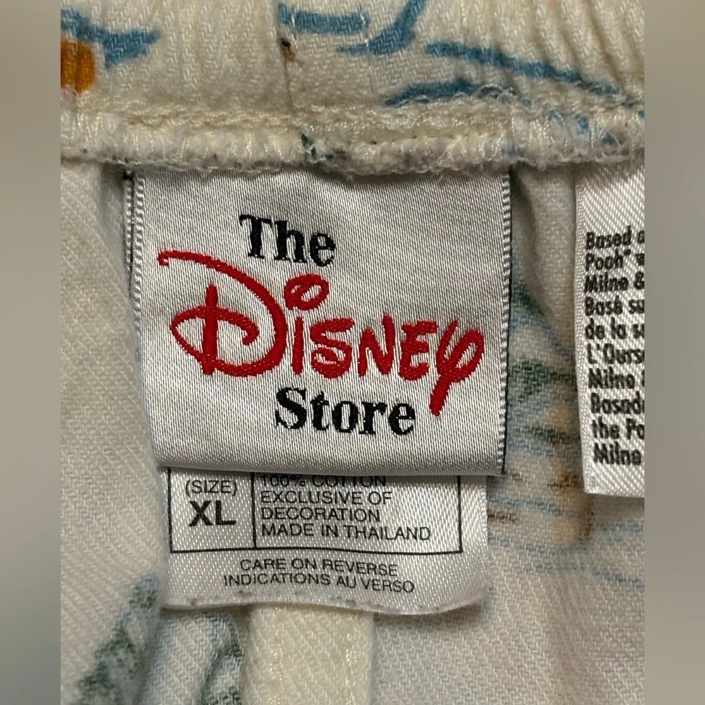 Winnie the Pooh size extra large pajama pants with a cute winter scene. - Picture 3 of 15